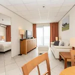Business Class Studio By Belvilla Apartmán *